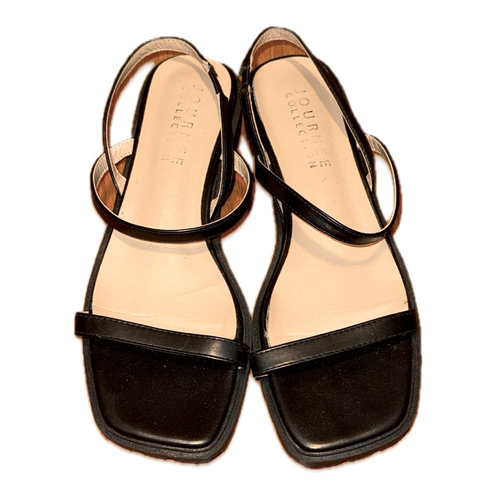 Journee Collection Black Strappy Sandals Size 8